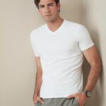 Stretch-T cuello V for hombre